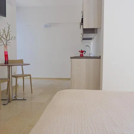 לינה וארוחת בוקר Rifugio Di Puglia - Trulli & Dimore 4*