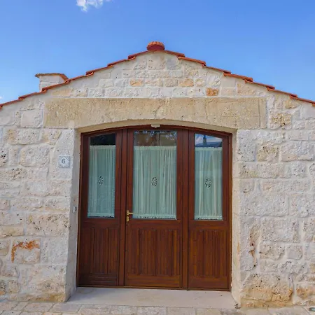 Rifugio Di Puglia - Trulli & Dimore לינה וארוחת בוקר אלברובלו