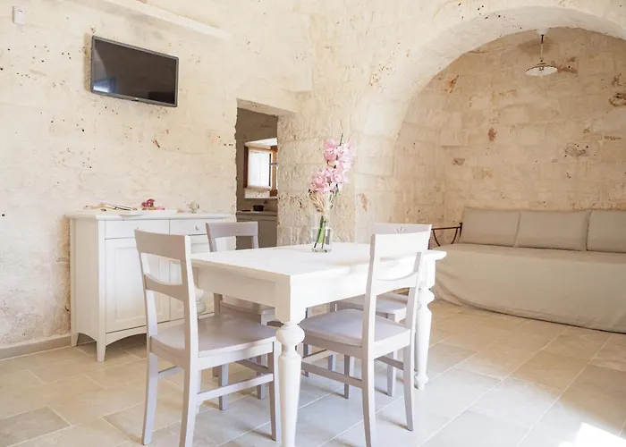 Rifugio Di Puglia - Trulli & Dimore Bed & Breakfast 4*